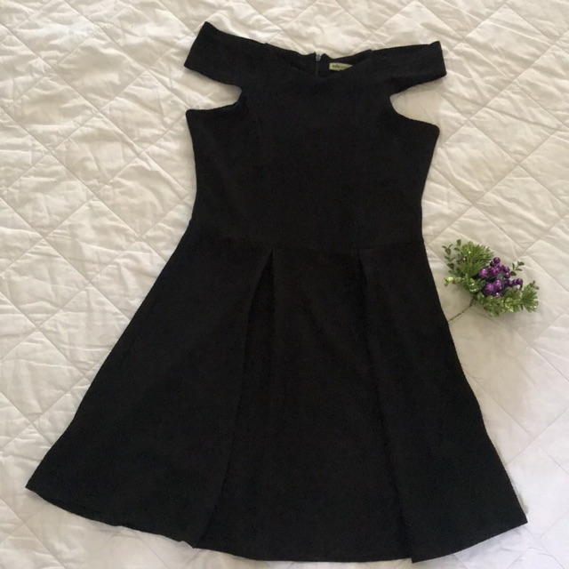 Preloved Dress Sabrina