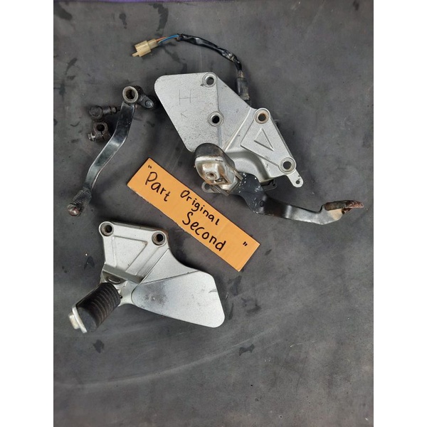 FOOTSEP DEPAN POSTEP UB NINJA RR OLD NEW