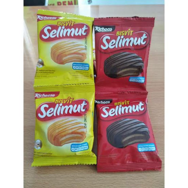 

Nabati richeese sandwich bisvit selimut pck 20x9,5gr