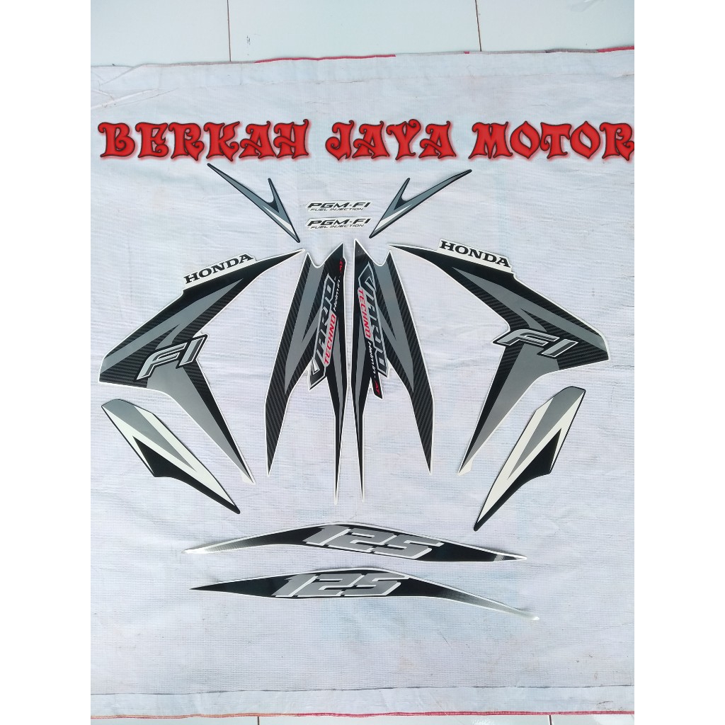 STICKER BODY STRIPING BODI  STRIPPING LIS BODY MOTOR VARIO 125
 LAMA TAHUN 2012 2013 FULL BODY PUTIH