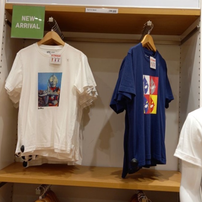 UNIQLO ORIGINAL ULTRAMAN MARVEL HULK SPIDERMAN NINTENDO KOLABORASI DEMON JURASSIC WORLD DINOSAURUS