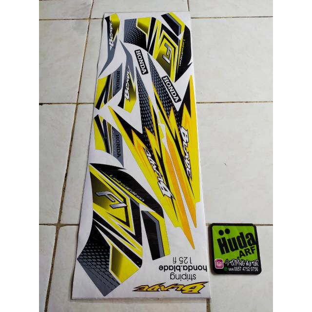 Striping variasi Honda Blade 125 fi design grafis