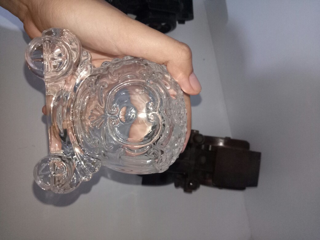 Pajangan / Toples Mini Bentuk Kereta Kencana