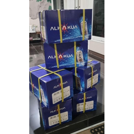 

ALKAKUA Air Minum Kesehatan Dalam Kemasan Box isi 24 botol @500ml dan 40 botol @280ml