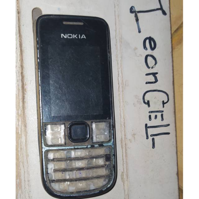 Nokia 2700