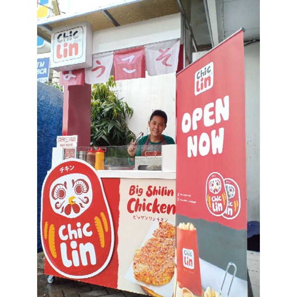 Booth freindches ayam Chiclin