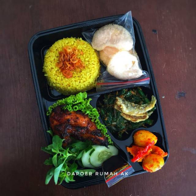 

Nasi Kuning Medan By Dapoer Rumah AK