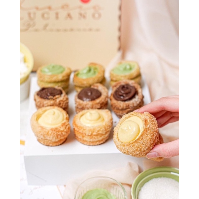 

Paket Horn Pastry (9pcs)