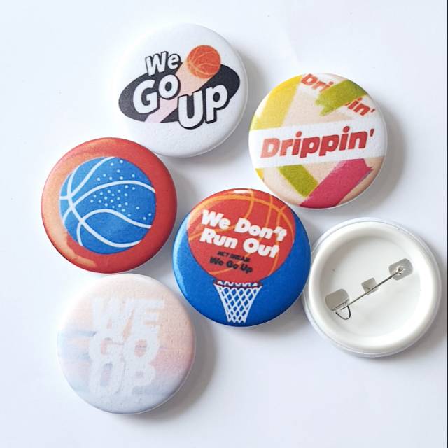 NCT DREAM we go up pin button set isi 5pcs