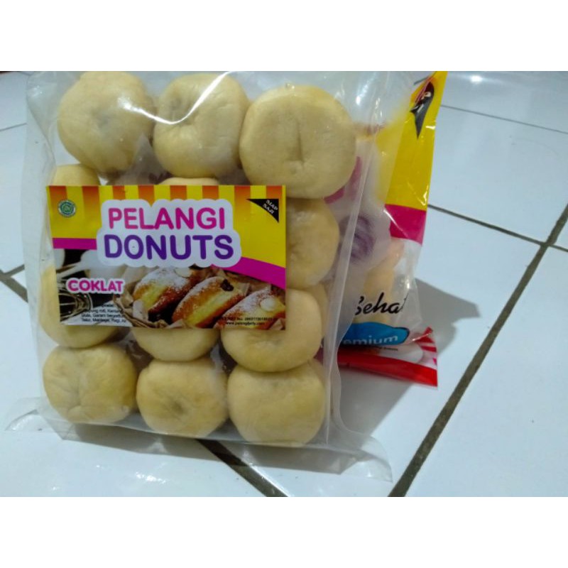 

donat pelangi isi coklat