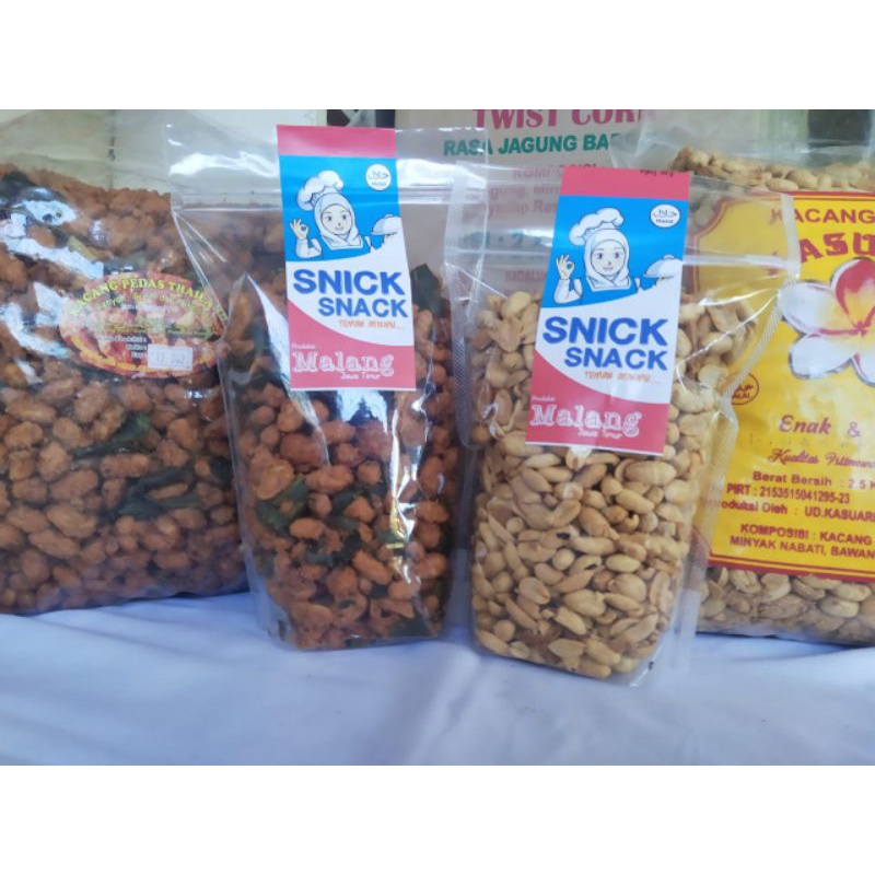 

Snack Kiloan Cemilan favorit Harga Grosir kwalitas ORI