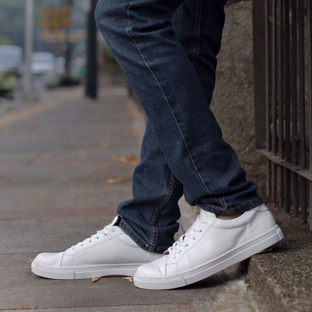 MEDIANT FULL WHITE ORIGINAL x REYL MAN Sepatu Sneakers Putih Polos Pria Kets Tali Casual Jalan Santai Hangout Main Nongkrong Kondangan Sekolah Kuliah Distro Fashion Sport Shoes Semi Kulit Premium Skate Footwear Big Size Jumbo Ukuran Besar 44 Keren Terbaru