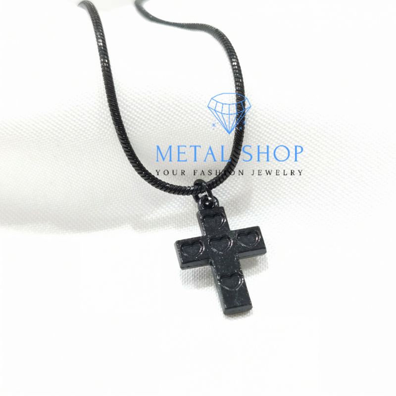 Kalung Salib Hitam Titanium Variasi Love Anti Karat Pria Wanita