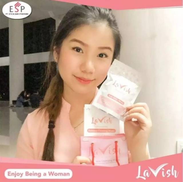 LAVISH Tisu Pembersih Kewanitaan Chamomile Feminine Wipes