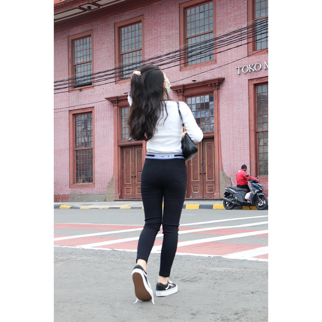 CELANA JEANS WANITA CD HIGHWAISTED PANTS