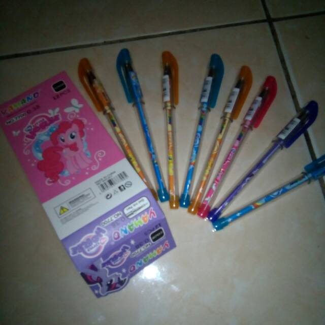 

Pulpen cair yamano,karakter kuda poni