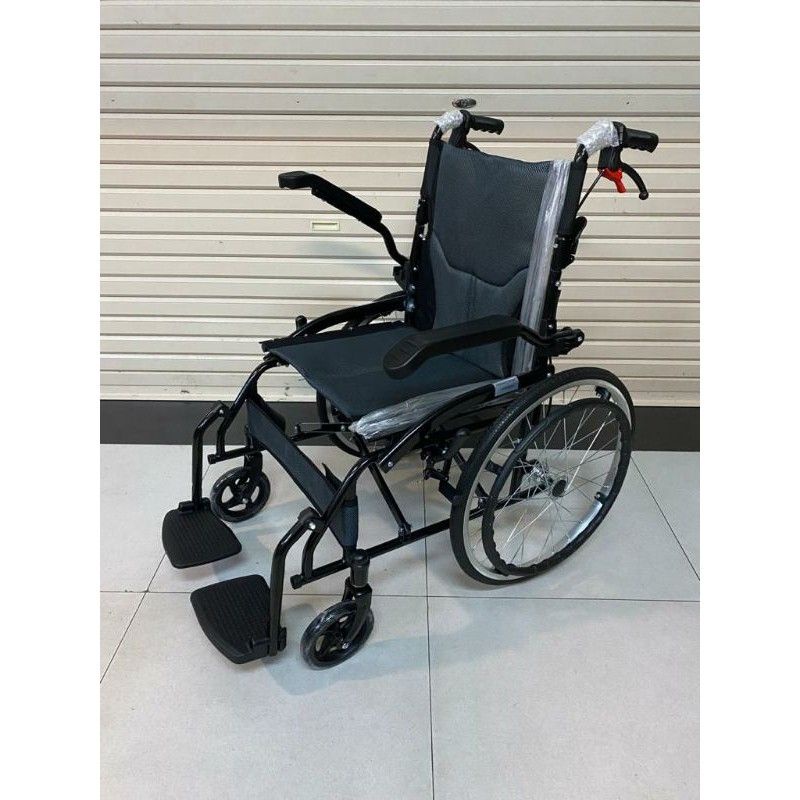 KURSI RODA SELLA SEMI TRAVEL BLACK STELL