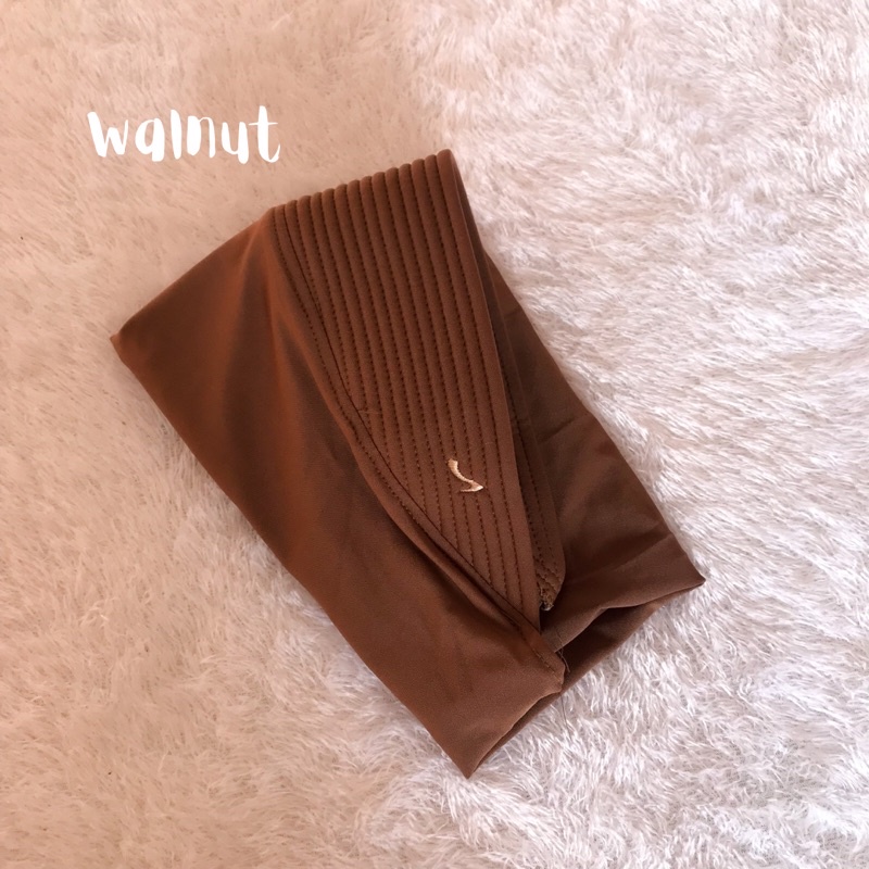 Bergo Hamidah Jilbab Jersey Menutup Dada Kerudung Olahraga Instan Premium-Walnut