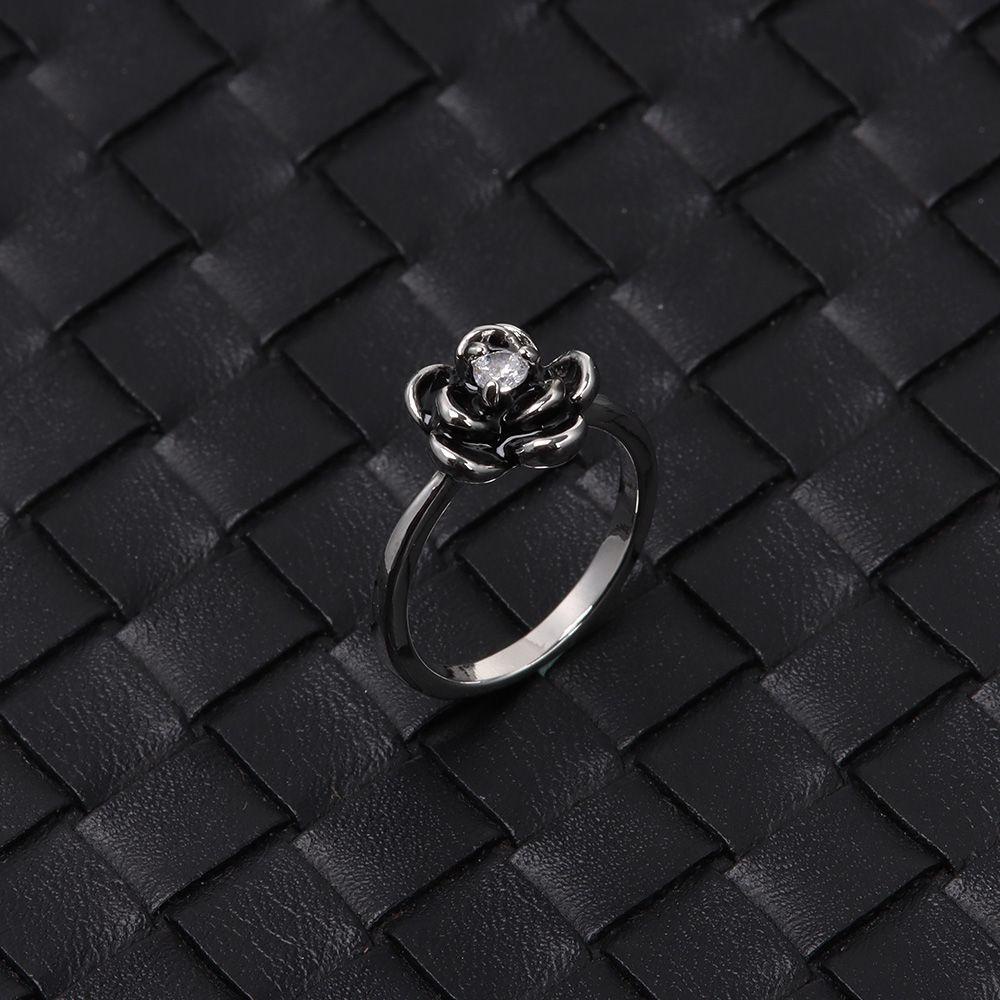 Cincin LILY Hitam Aksesoris Perhiasan Bentuk Bunga Fashion Jewelry