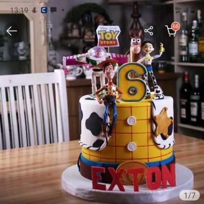 

Custom Dummy Birthday Cake