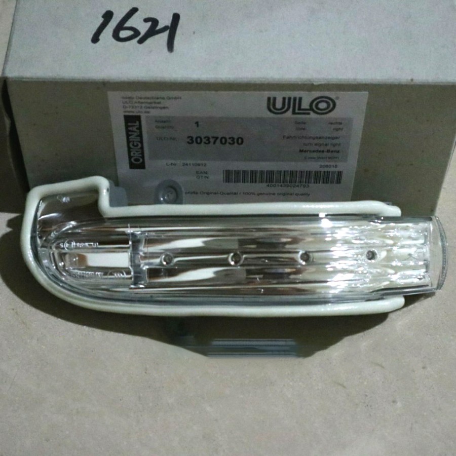 Wiusnu Store -  Lampu Sen Spion w203 KANAN Merk ULO A2038201621/ Sein Spion Mercy