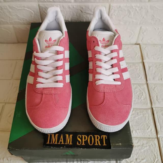 adidas gazelle pink price