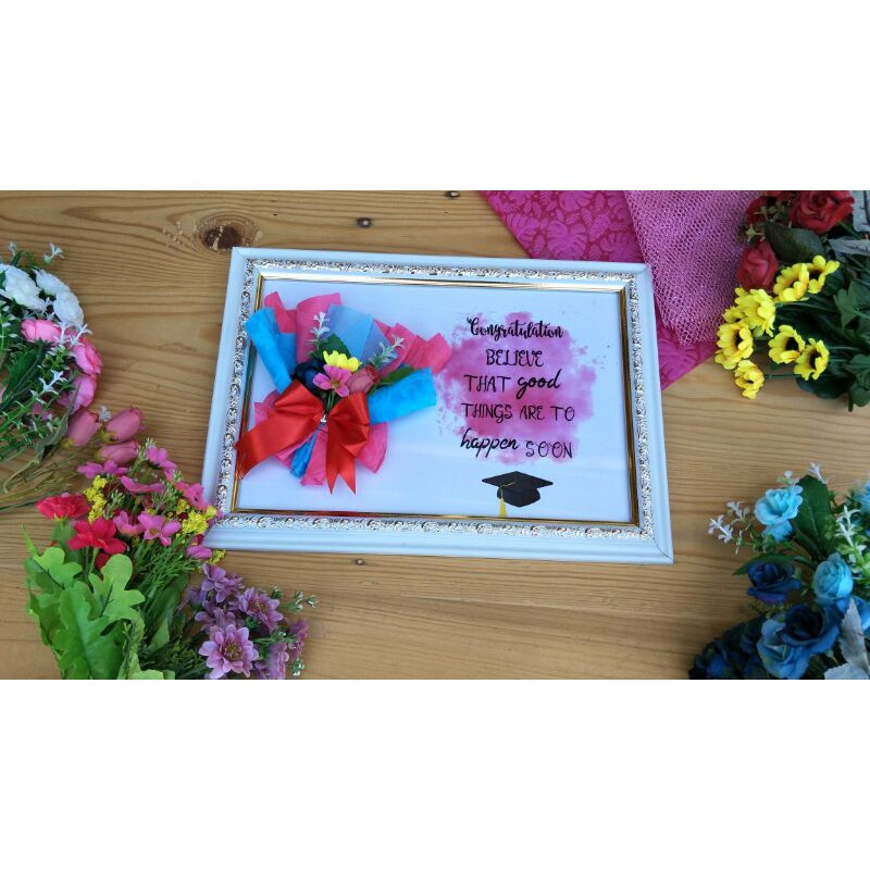 KADO WISUDA/WEDDING FLOWER IN FRAME