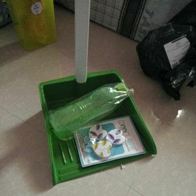 Min Beli 2 Pack Hook Dinding /  Hanger Baju / Gantungan Baju Dinding / Gantungan Baju Tempel Dinding