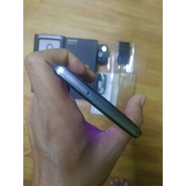 Sharp Aquos Zero 2 8 256GB Snapdragon 855 Mulus Garansi Resmi Dual SIM