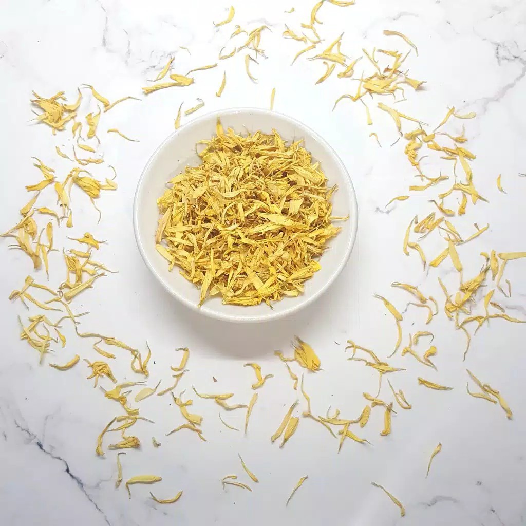 

Yellow Chrysanthemum Flakes - 20gr