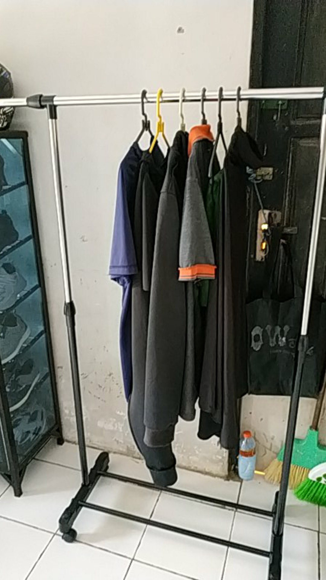 Gantungan Baju Stand Hanger Single Rak Baju Stainless