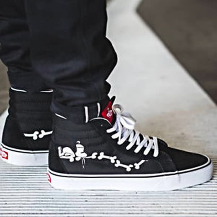 vans peanuts indonesia