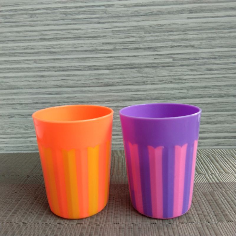 Gelas Rainbow bahan Plastik