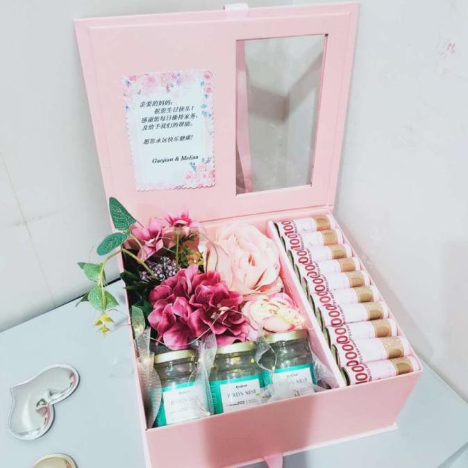 

Hampers Realfood - Exclusive Gift Box - Money Box 1Juta 1020 Riantihanumshop9