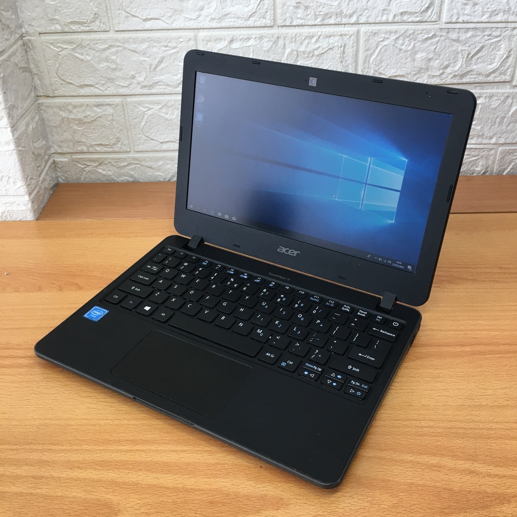 Acer TravelMate B117 Intel Celeron RAM 4GB HDD 500GB Murah