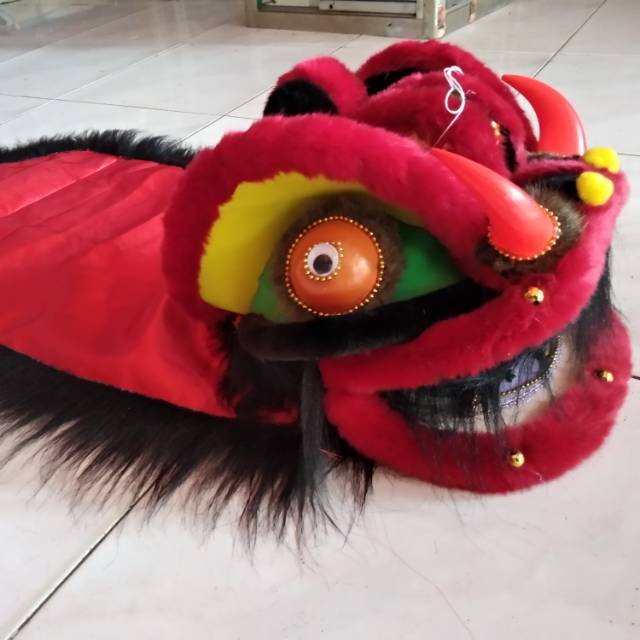 BARONGSAI ANAK LAMPU NYALA