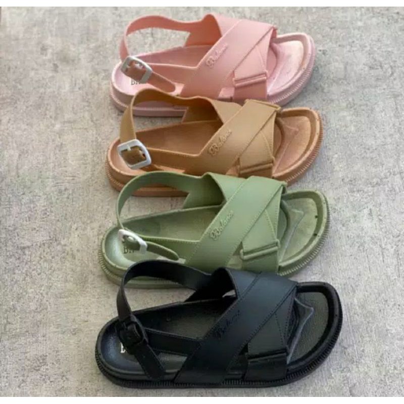 Sun-ALLESSIA Sandal Gladiator Silang Tebal Gesper Klik