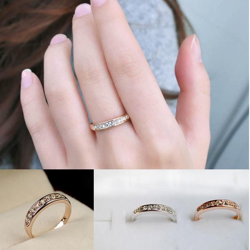 Tk Cincin Lapis Rose Gold 18k Hias Kristal Gaya Klasikelegan Untuk Pengantin Wanita