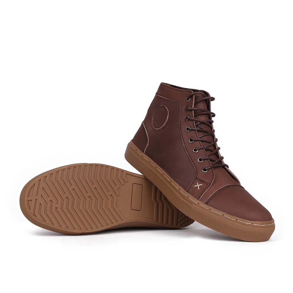 Sepatu Sneakers Boots Pria kulit asli Exos Coklat - walkers