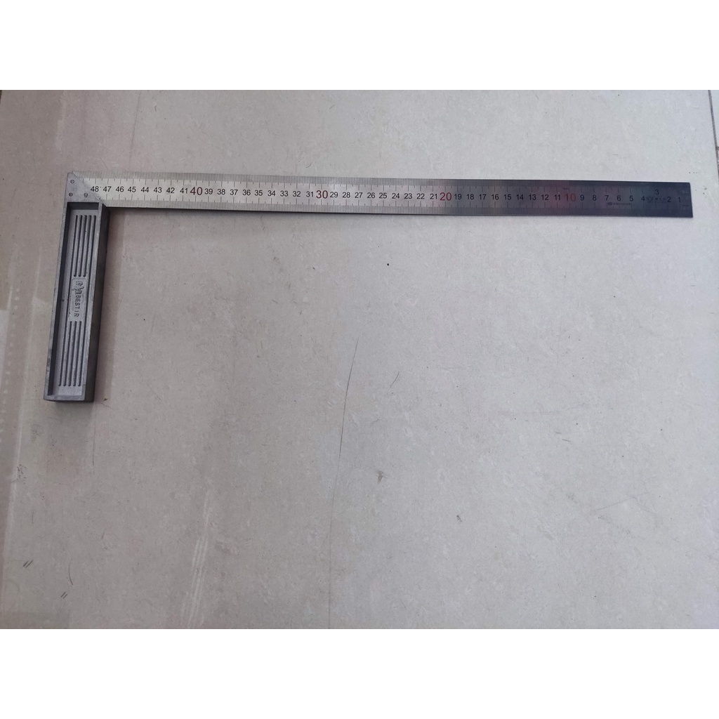 

Penggaris Siku 300 mm / Penggaris Tukang Angle Ruler 90 derajat / Steel Square Bestir 01453 Termurah