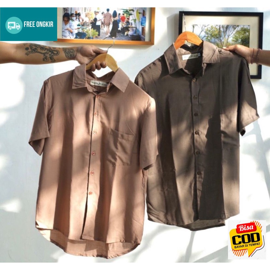 (Gudang kemeja)Kemeja Pria Lengan Pendek Motif Polos