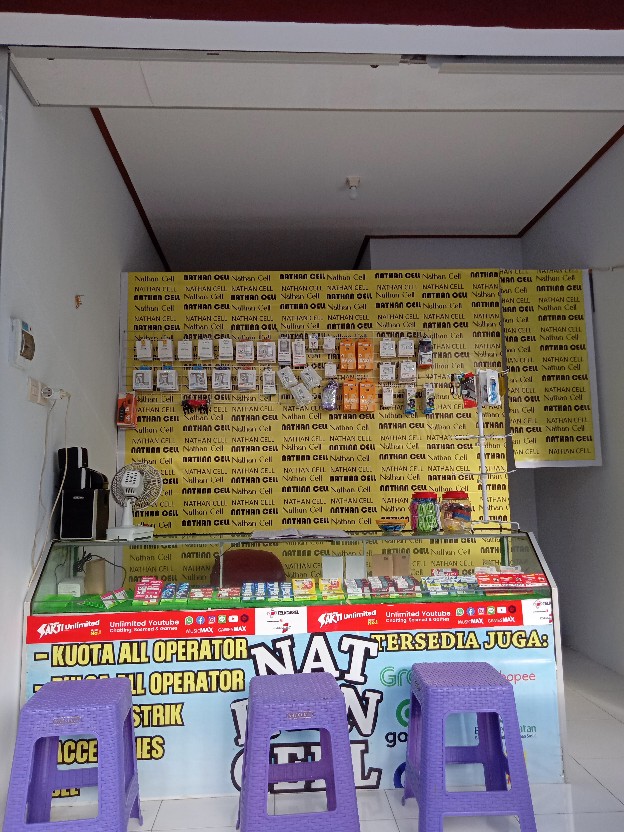 Kawat Ram Pajangan Dinding Aksesoris Hp Ukuran 95 X 45 Cm