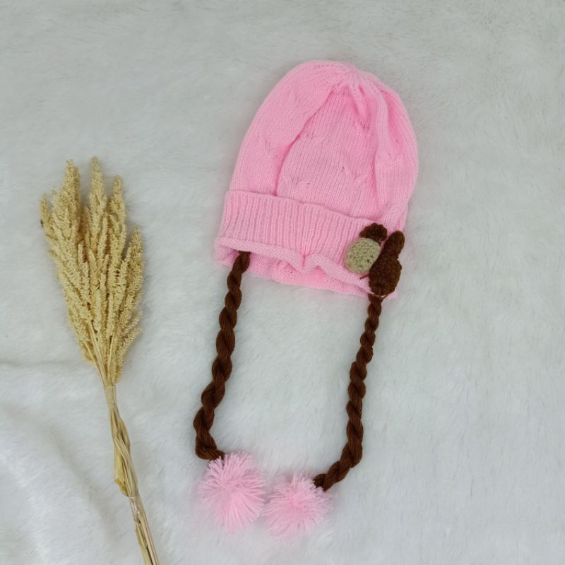 JF COLLECTION [Bordir Nama] Topi Kupluk Rajut Kepang Anak Bayi Perempuan Hiasan Nanas Rambut Kuncir-Baby Pink