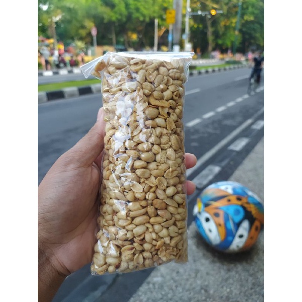 

kacang asin/ cemilan kacang asin 150 gram