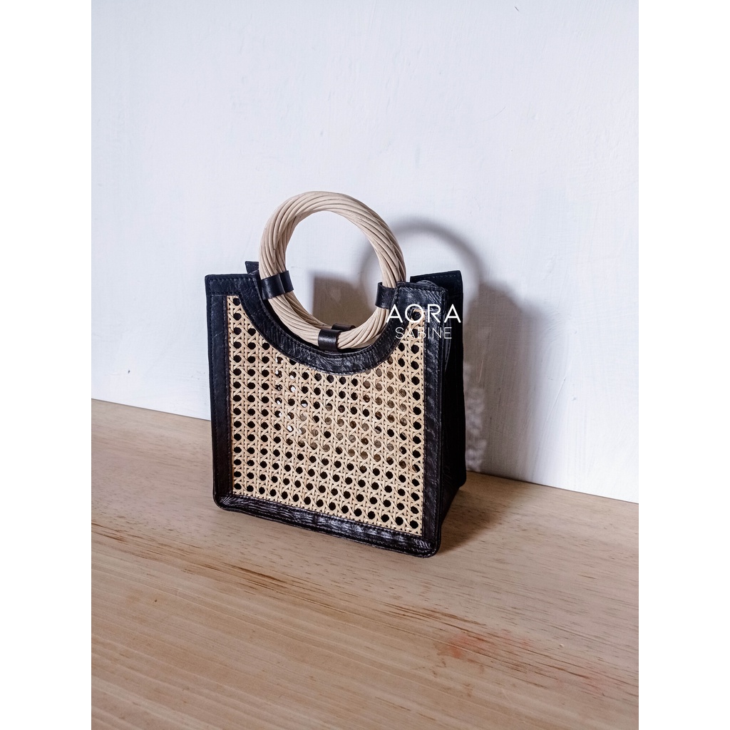 Tas Selempang Rotan, Rattan Bag, Summerbag, Rattan Leather, Leather Bag, Bali Bag, Tas Rotan Bali, W