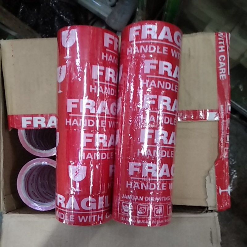 

Lakban karton opp jangan dibanting fragile