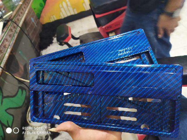 Wadah Plat No Carbon Warna Geser Gambar