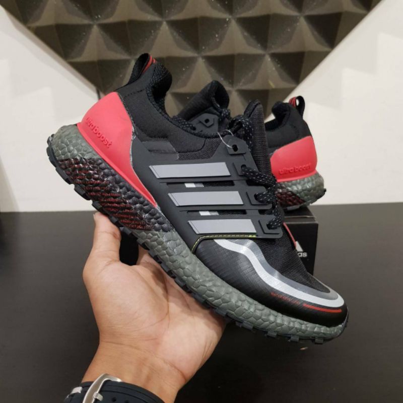 ADIDAS ULTRABOOST ALL TERRAIN BLACK RED