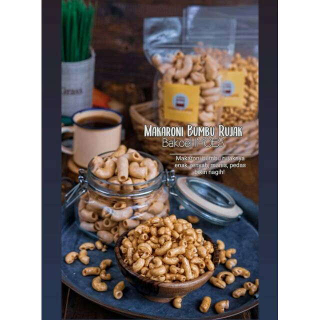 

Makaroni rasa bumbu rujak