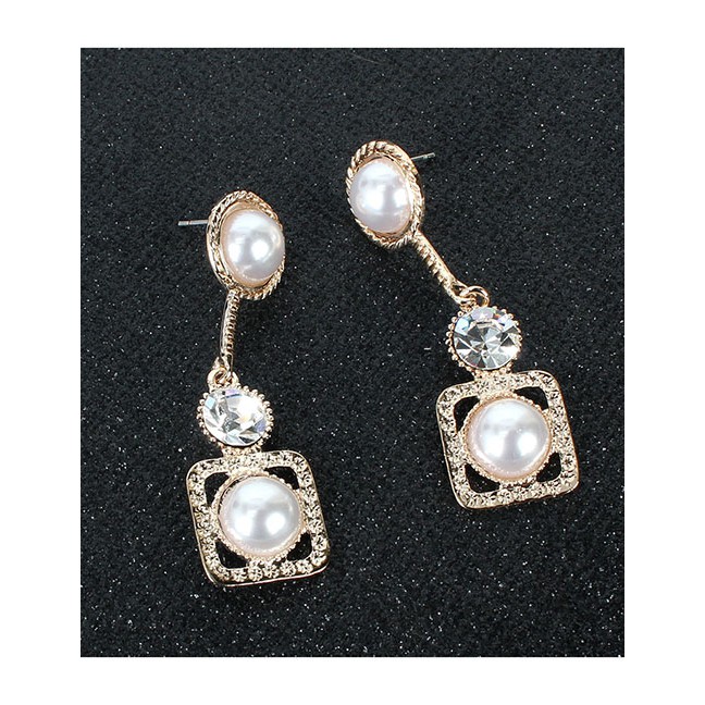 LRC Anting Tusuk Fashion Golden Alloy Hollow Square Diamond Earrings D60738